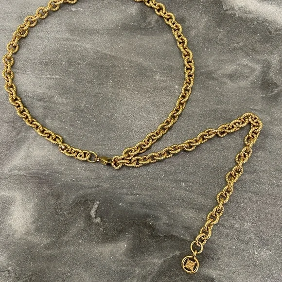Vintage Givenchy Gold Lariat Adjustable Gold Chain Necklace - Picture 3 of 12